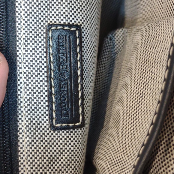 Dooney & Bourke HP65C SZ Black Melange Cotton Denim Signature Dbl Pocket Purse - Picture 11 of 14